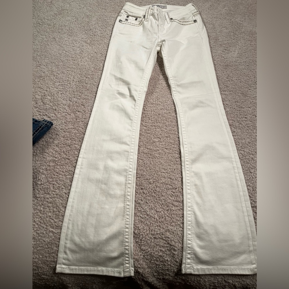 Miss Me Women's size 26 White Jeans